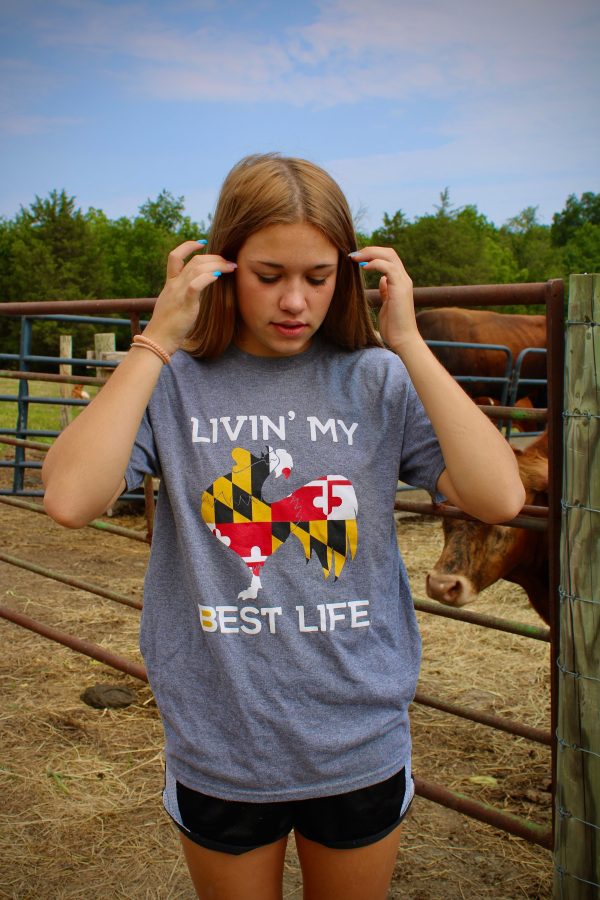 Livin’ My Best Life Maryland Chicken Graphite Heather T-Shirt on Sale